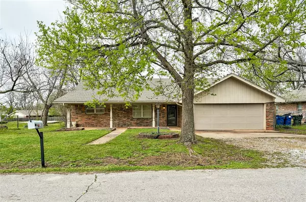 511 N Monroe Avenue, Blanchard, OK 73010