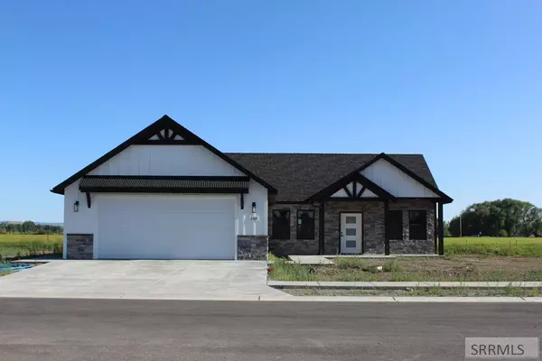 250 E 5th S, Sugar City, ID 83448