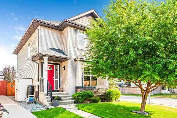 Calgary, AB T3M 0L9,69 Cranberry AVE SE