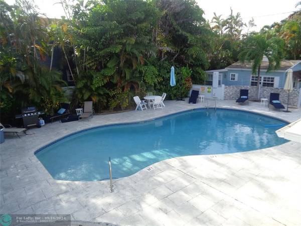 Wilton Manors, FL 33305,57 NE 24th St  #61A