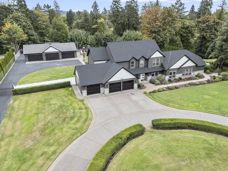 9700 NE MEADOW LOOP, Newberg, OR 97132