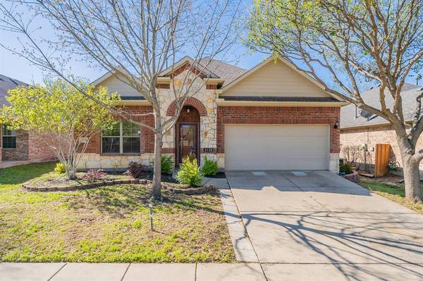 2128 Jonathan Creek Drive,  Little Elm,  TX 75068