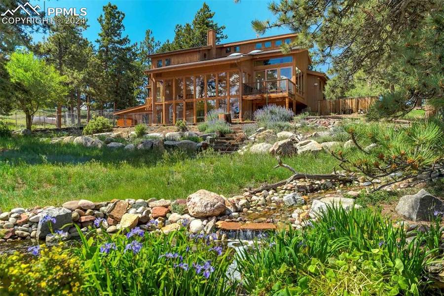 835 Deer LN, Guffey, CO 80820