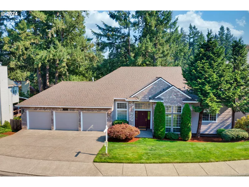 2139 RIDGEBROOK DR, West Linn, OR 97068