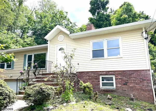 194 Westville Ave, Caldwell Boro Twp., NJ 07006