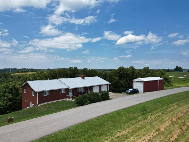 2581 Limestone Ridge Rd, New Martinsville, WV 26155