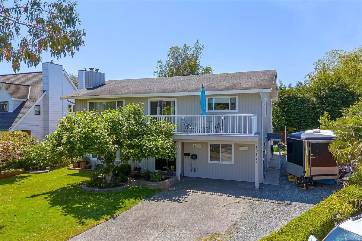 Sidney, BC V8L 4S2,10348 Arbay Close