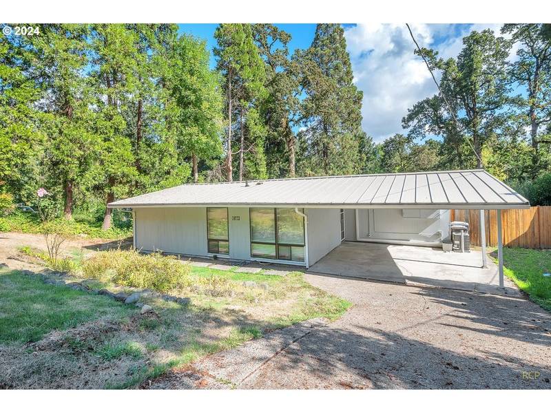 19773 WHITE CLOUD CIR, West Linn, OR 97068