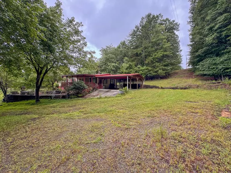 1887 Green Cove Road, Brasstown, NC 28902