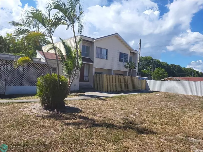 3203 NW 5th Ter, Pompano Beach, FL 33064