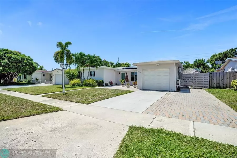 6960 NW 4th Pl, Margate, FL 33063