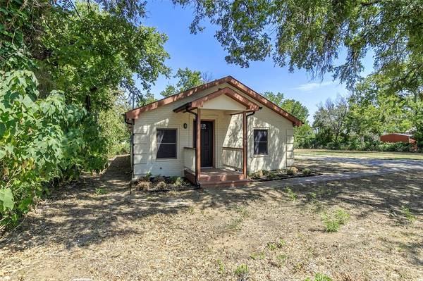 1805 Coleman Avenue, Fort Worth, TX 76105