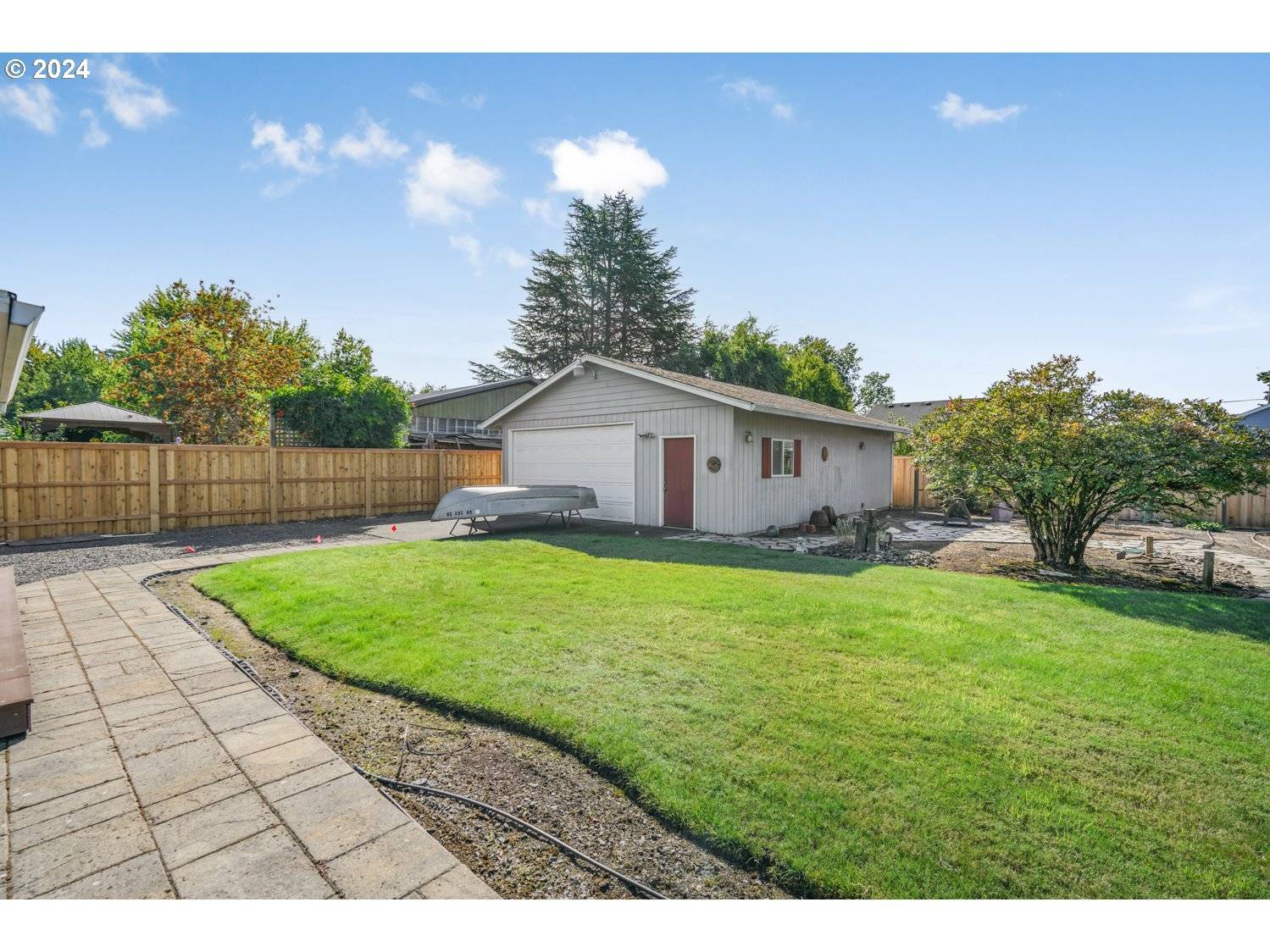 Newberg, OR 97132,102 E 8TH ST