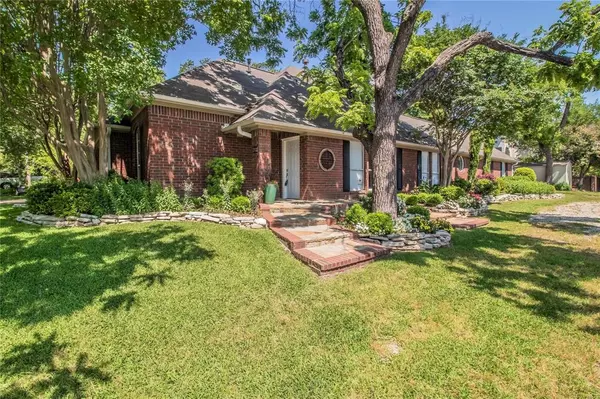 7902 Nimrod Trail, Dallas, TX 75238