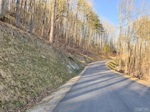 Lot 12 GlenCove Drive, Cashiers, NC 28717