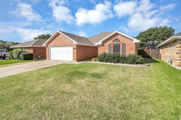 303 Southlake Drive, Forney, TX 75126