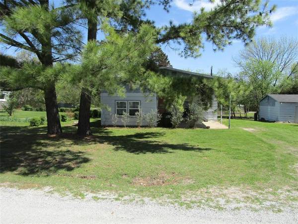 284 Sioux Drive, Gordonville, TX 76245