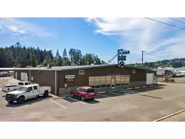 Coos Bay, OR 97420,225 W LOCKHART AVE