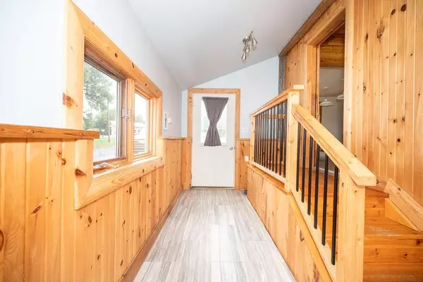 Deep River, ON K0J 1P0,33016 HIGHWAY 17 HWY