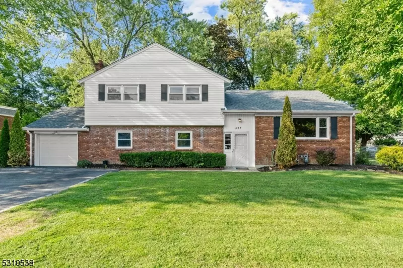 690 VAIL ROAD, Parsippany-troy Hills Twp., NJ 07054