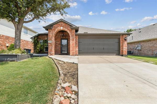 11644 Aspen Creek Drive, Fort Worth, TX 76244