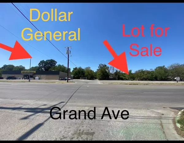 703 N Grand Avenue, Gainesville, TX 76240