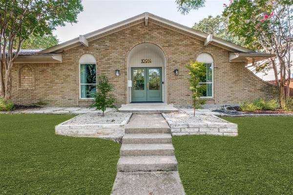 10914 Carissa Drive,  Dallas,  TX 75218