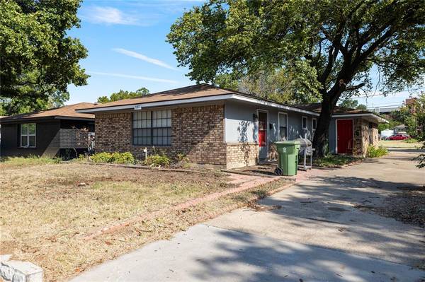 107 Ray Street,  Arlington,  TX 76010