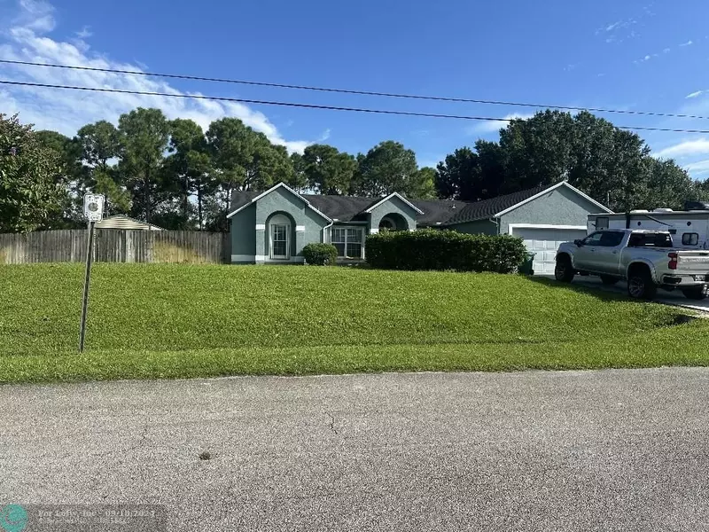 1943 SW Fears Ave, Port St Lucie, FL 34953