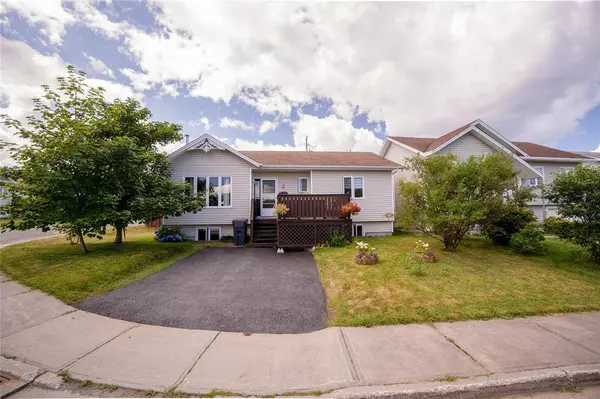 5 Richwood Crescent, Conception Bay South, NL A1X 2L8