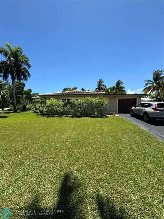 Deerfield Beach, FL 33441,1110 SE 8th Ct