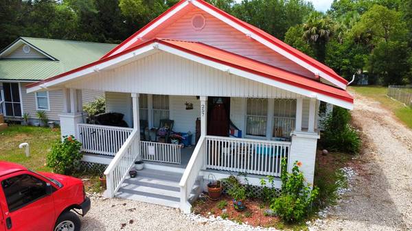 257 Prado St, Apalachicola, FL 32320