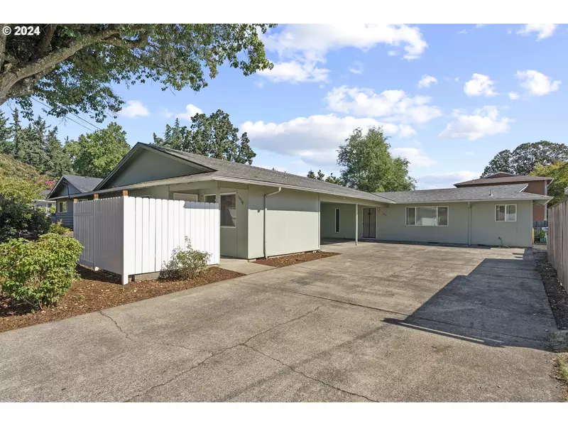 11560 SW LOMITA AVE, Portland, OR 97223