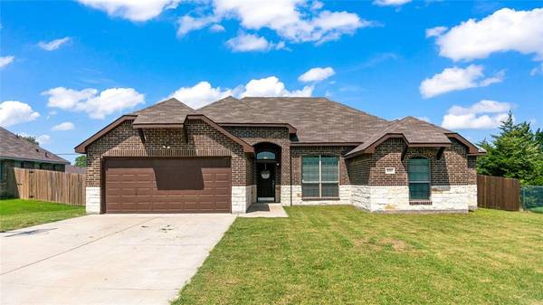 1061 Western Hills Drive, Ferris, TX 75125