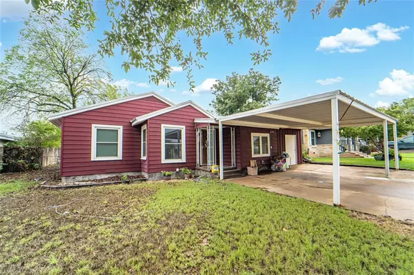 1215 W Dyer Street, Breckenridge, TX 76424