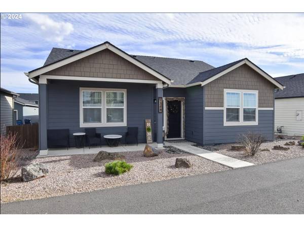 1360 NW VARNISH AVE, Redmond, OR 97756