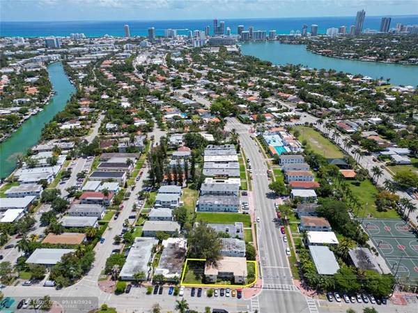 7115 Rue Granville,  Miami Beach,  FL 33141