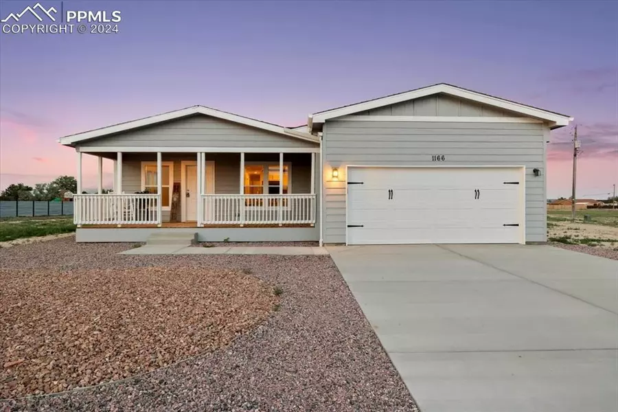 1166 E Tidy DR, Pueblo West, CO 81007