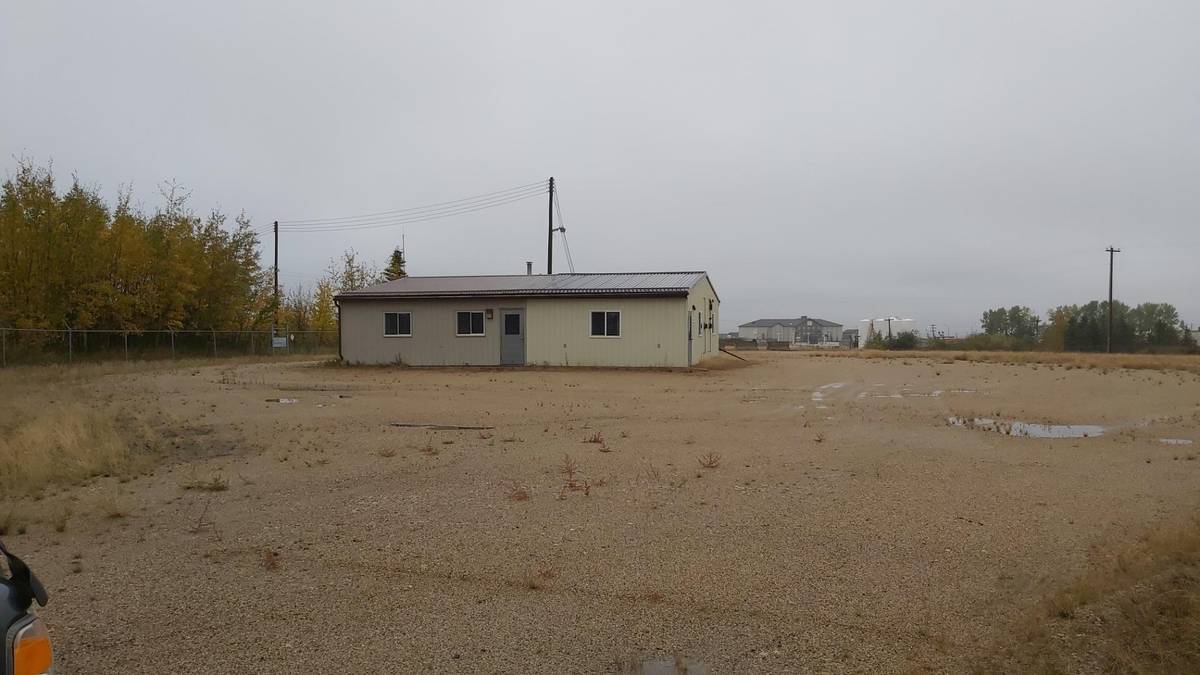 Valleyview, AB T0H 3N0,4810 & 4812 37 AVE