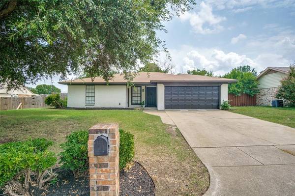 4608 Estes Park Road, Haltom City, TX 76137