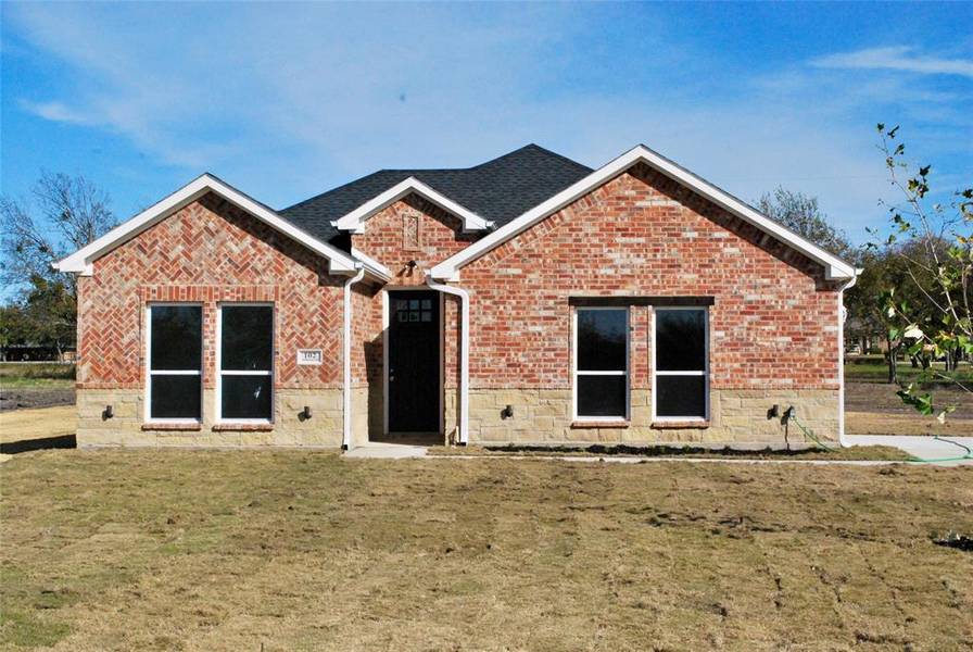 102 Allison, Frost, TX 76641