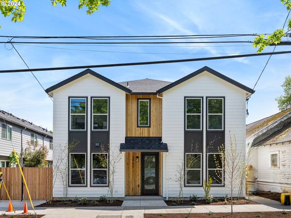 3562 NE Garfield AVE #7, Portland, OR 97212