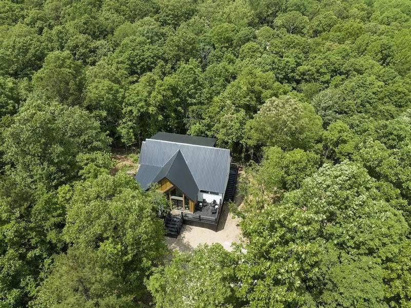 129 N Alaqua Trail, Broken Bow, OK 74728