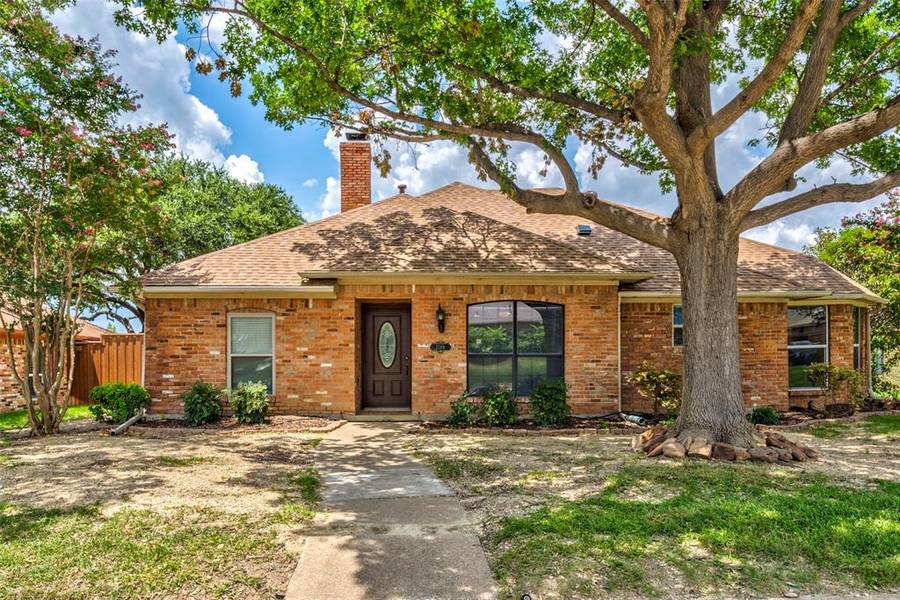 2189 Carmel Drive, Carrollton, TX 75006