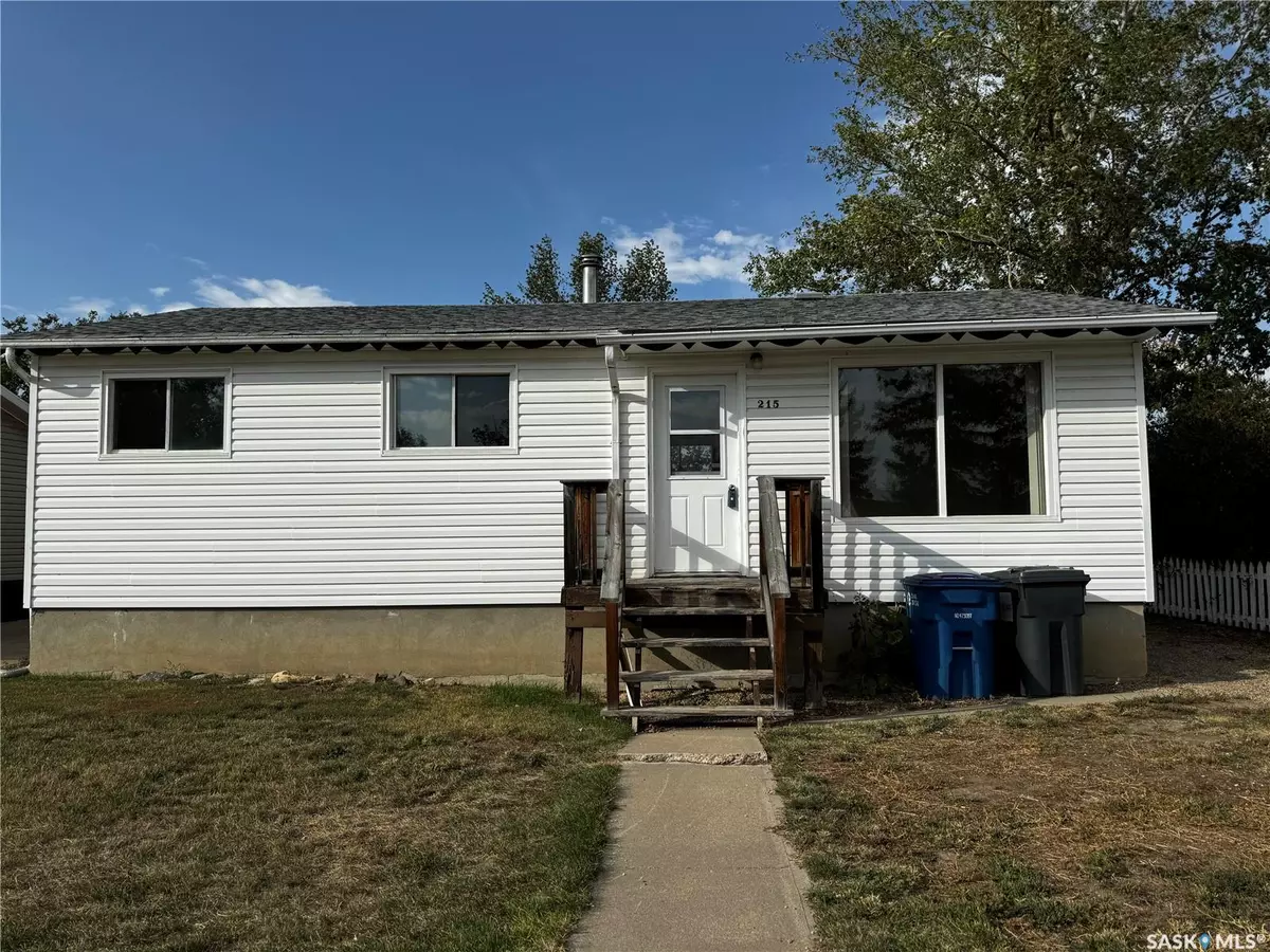 Gravelbourg, SK S0H 1X0,215 5th AVENUE E