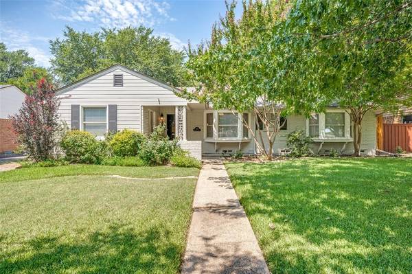 3521 Waldorf Drive,  Dallas,  TX 75229