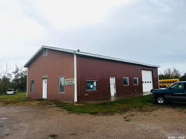 1326 Service ROAD W, Melville, SK S0A 2P0