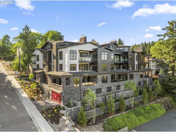 Lake Oswego, OR 97034,21 D AVE #5