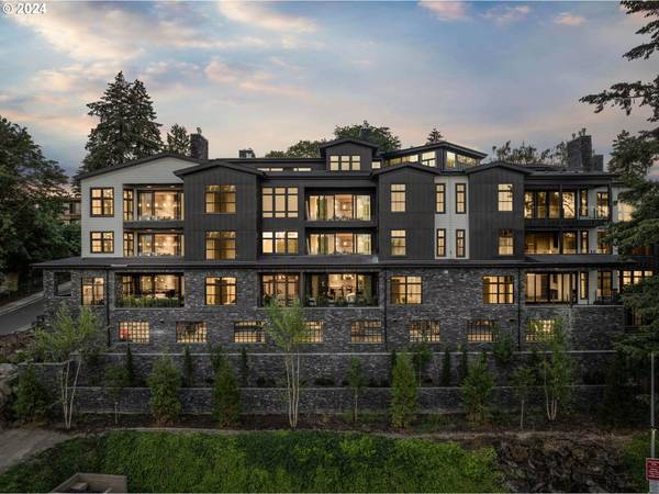 Lake Oswego, OR 97034,21 D AVE #5