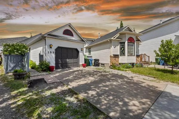 Calgary, AB T3K 6H5,109 Hunterhorn CRES NE